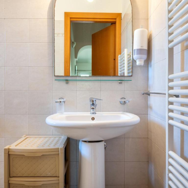 Caserurali, nature and pool - Appartamento Deluxe con 2 Camere da Letto e Vista Giardino - 12