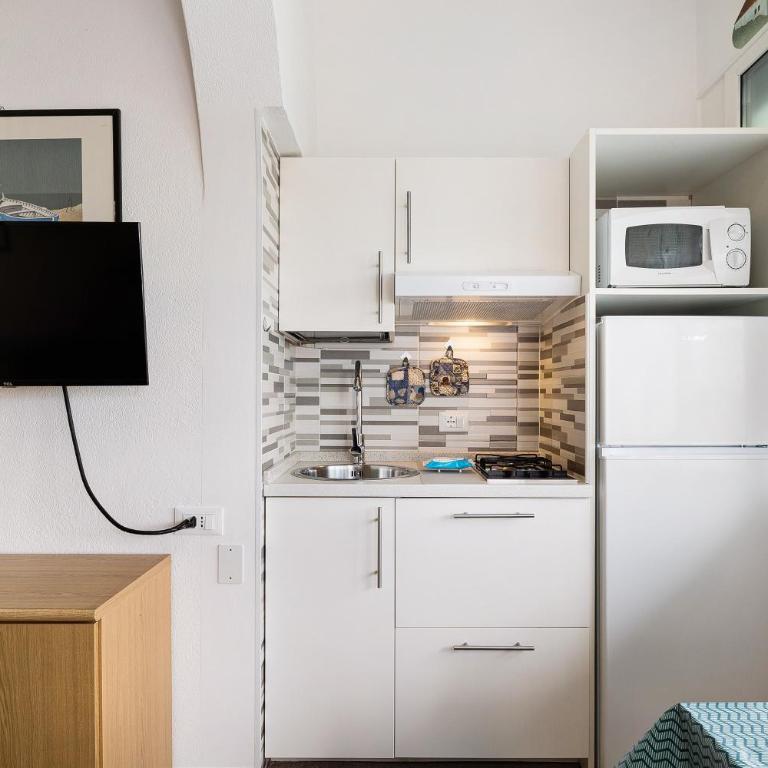 Monolocale 12 - Monolocale con Divano-Letto - 9