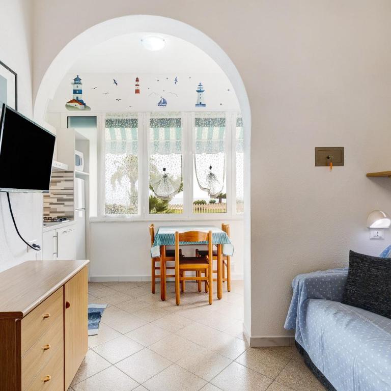 Monolocale 12 - Monolocale con Divano-Letto - 2