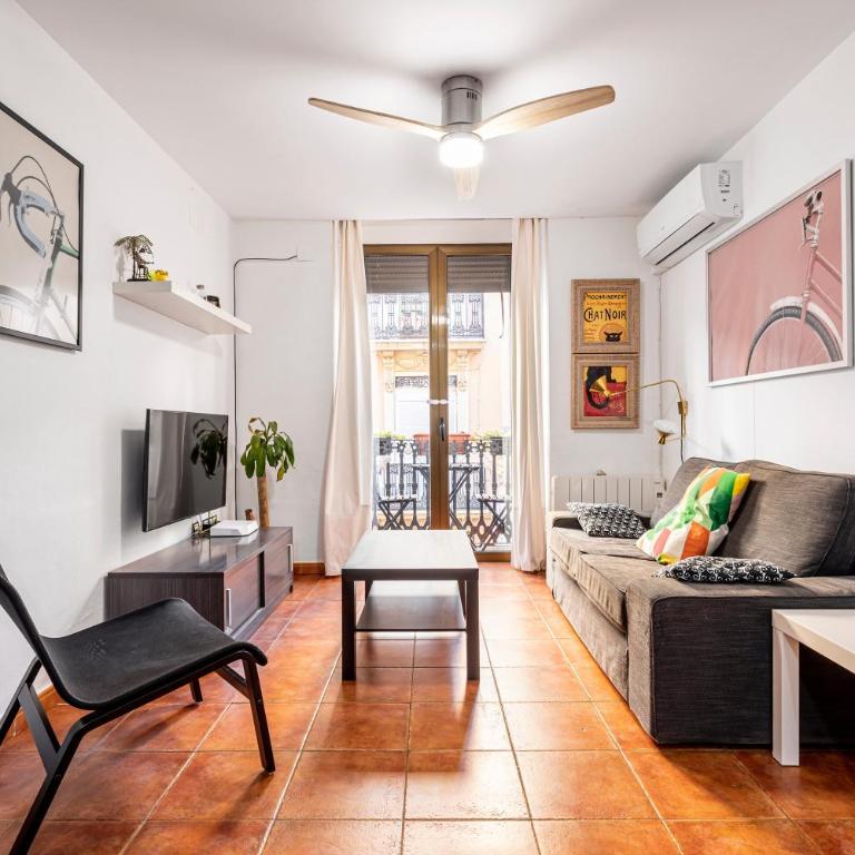 Torres De Quart Tu Casa - Two-Bedroom Deluxe Apartment with Balcony - 3