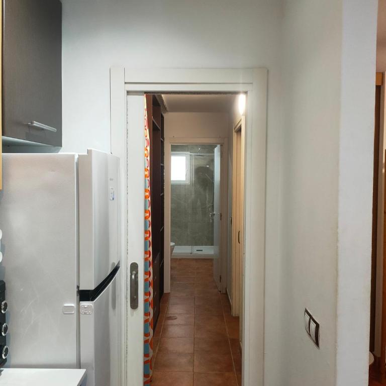 Torres De Quart Tu Casa - Two-Bedroom Deluxe Apartment with Balcony - 22