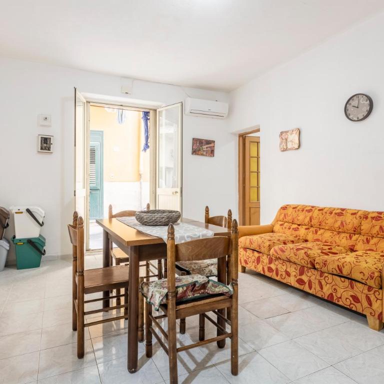 Angolo Giò-Ale - Two-Bedroom House - 9