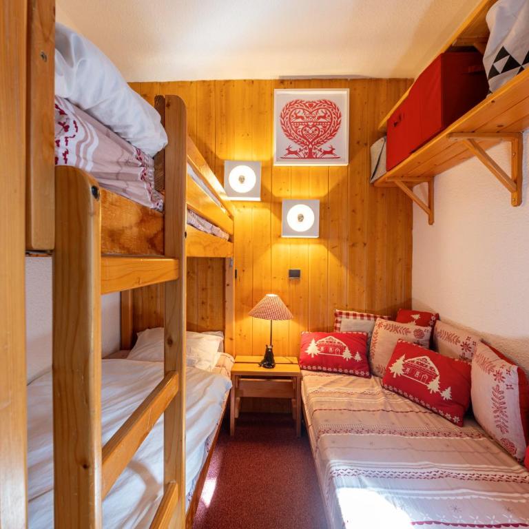 Appartement Le Creux de l'Ours - Superior One-Bedroom Apartment with Balcony - 14