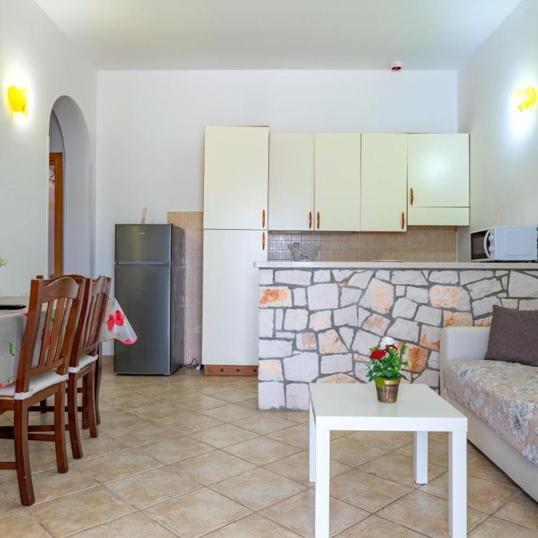 Caserurali, nature and pool - Appartamento Deluxe con 2 Camere da Letto e Vista Giardino - 2