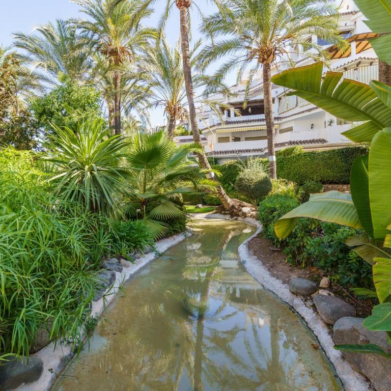 Golden Beach Elveria - Apartamento Deluxe de 2 dormitorios con vistas al jardín - 23