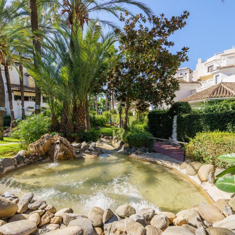 Golden Beach Elveria - Apartamento Deluxe de 2 dormitorios con vistas al jardín - 24