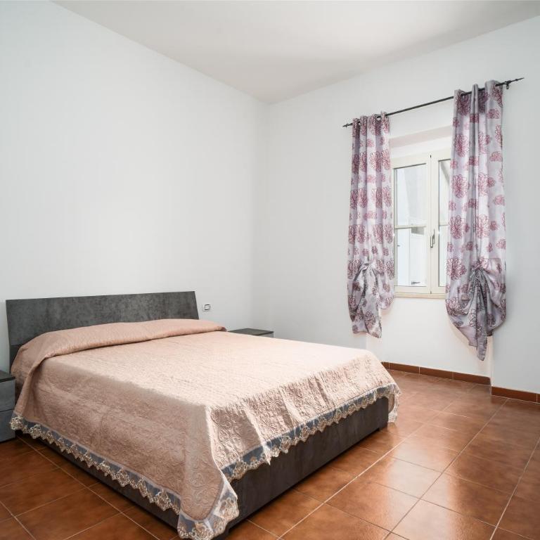 Casa Picchereddu - Three-Bedroom House - 8