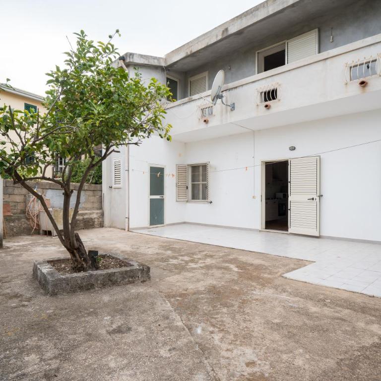 Casa Picchereddu - Three-Bedroom House - 20