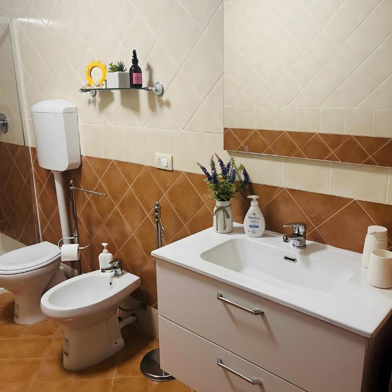 La Casa Di Alina Mondello - One-Bedroom Apartment with Garden View - 11