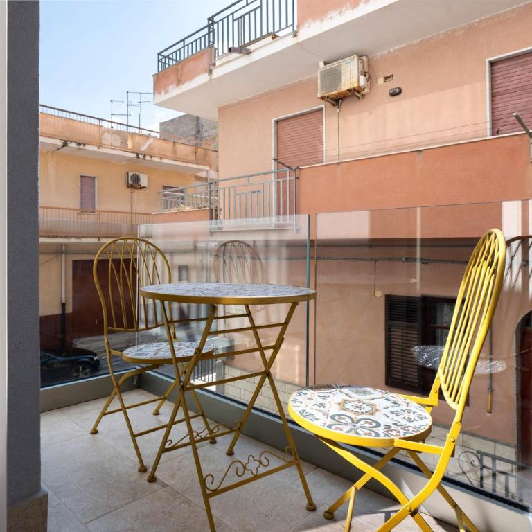 I Tramonti Del Golfo - Kennedy - Camera Matrimoniale con Balcone - 2