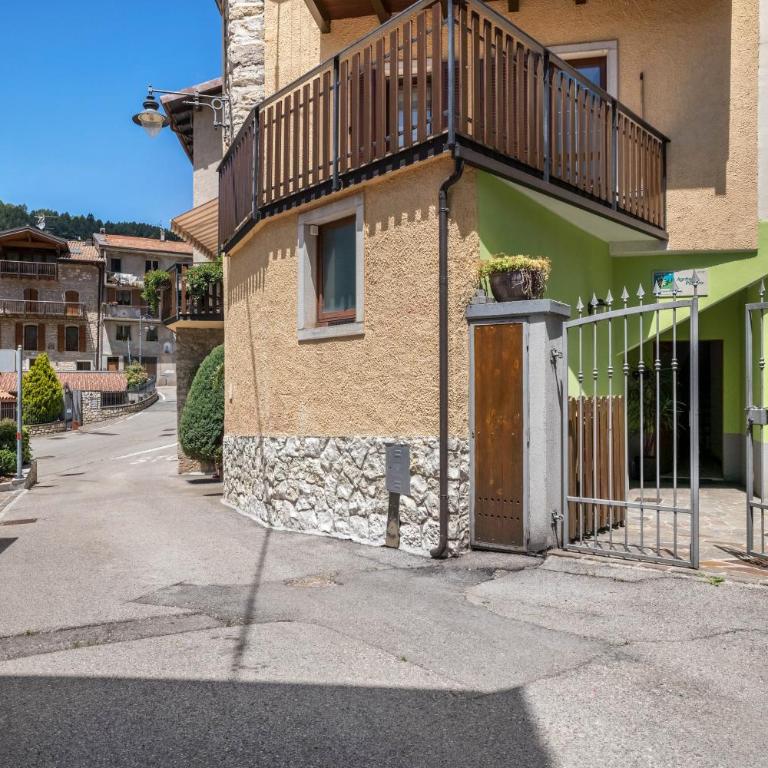 Agritur piazera con terrazzo - Two-Bedroom Apartment with Mountain View - 22