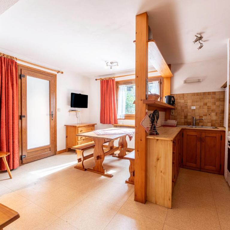 La Bévéria - Appartement 1 Chambre avec Jardin - 10