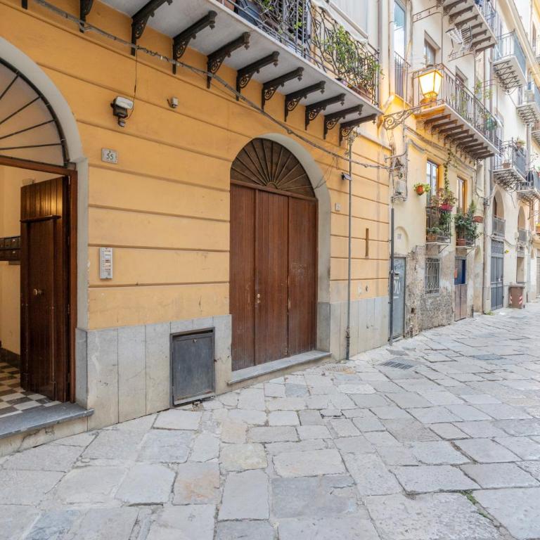 La casa di Faby - Appartamento Deluxe con 2 Camere da Letto e Balcone - 24