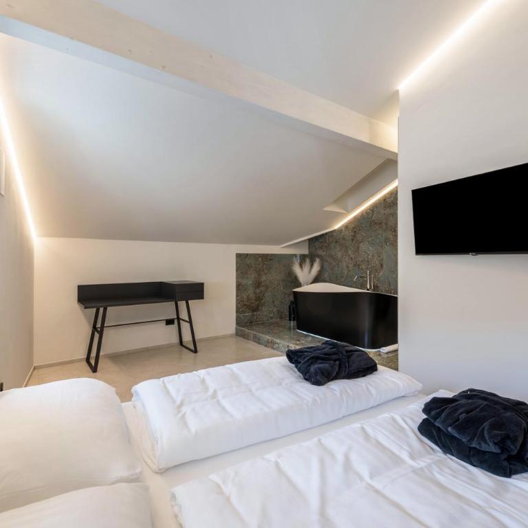 App 302 Palazzo Cavour - Appartamento con 2 Camere da Letto e con Vista Montagna - 11