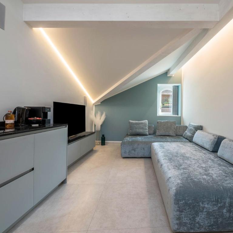 App 302 Palazzo Cavour - Appartamento con 2 Camere da Letto e con Vista Montagna - 5