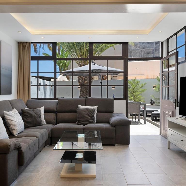Tranquilidad 300m to beach freewifi - Two-Bedroom Deluxe Apartment with Garden View - 17
