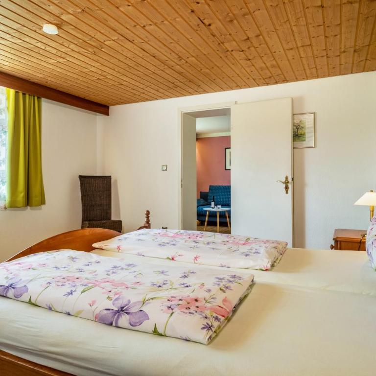 Ferienwohnung Oberberg - Apartment mit 1 Schlafzimmer und Gartenblick - 19