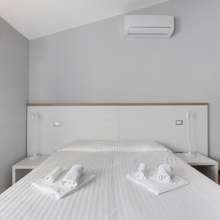 Residenza del Capitano - Appartamento Deluxe con 2 Camere da Letto e Vista Giardino - 12