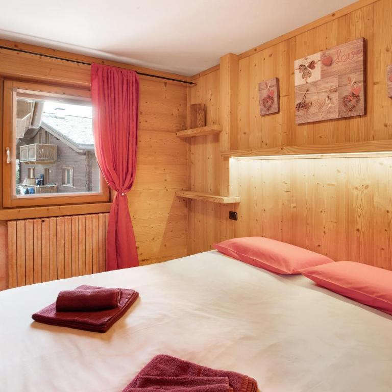 Baita dei ski app 3 - Appartamento Deluxe con 2 Camere da Letto e Vista Giardino - 11