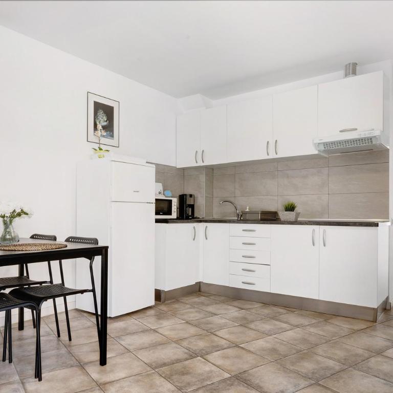 Apartamento Las Flores2 - Superior Apartment with City View - 8