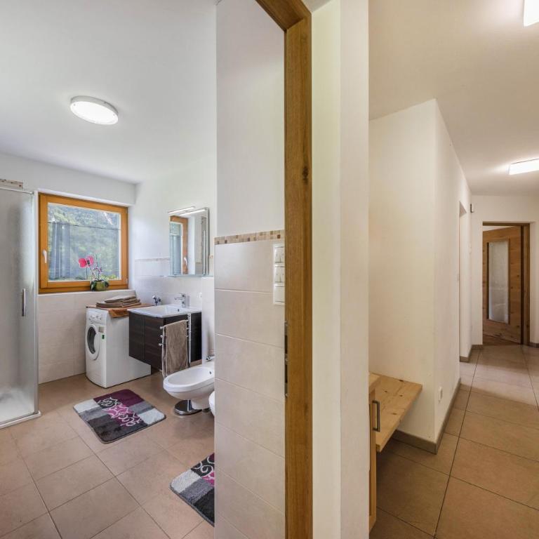 Tschafon Oberparnaihof - Two-Bedroom Deluxe Apartment with Garden View - 11