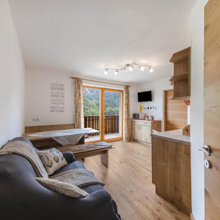 Tschafon Oberparnaihof - Two-Bedroom Deluxe Apartment with Garden View - 5