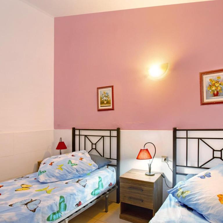 Haus Brigitte - Two-Bedroom House - 16