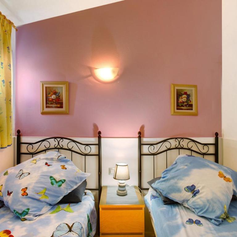 Haus Brigitte - Two-Bedroom House - 20