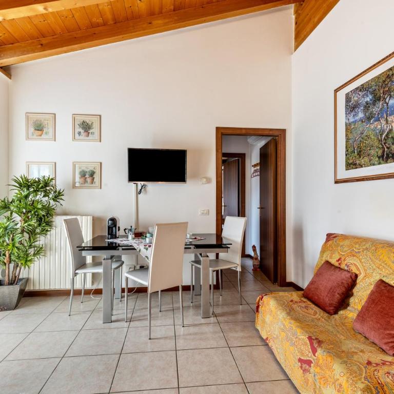 Appartamento 38 - Appartamento Superior con 1 Camera da Letto e Balcone - 2