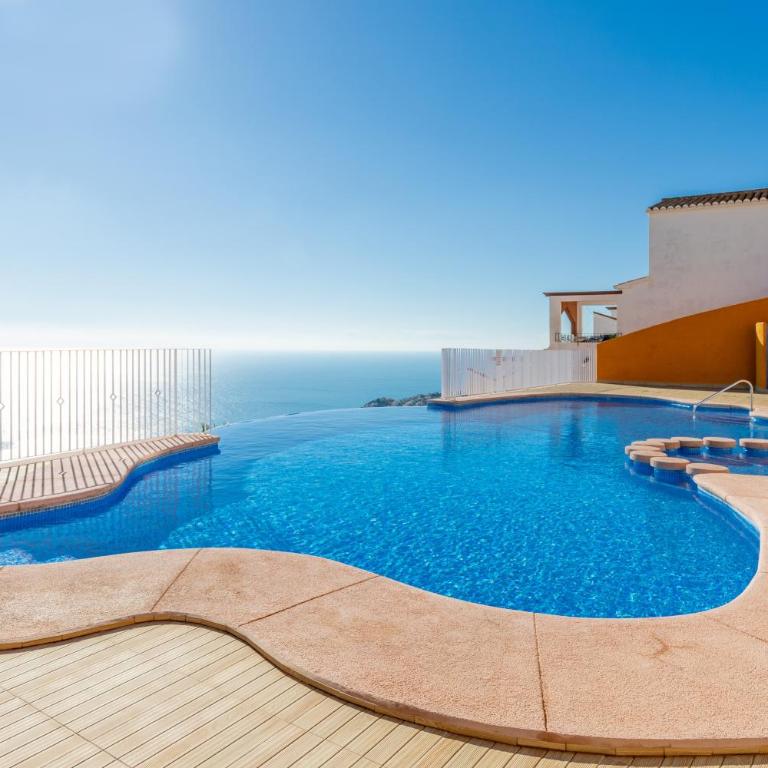 180-degrees sea view with pool - Apartamento Deluxe de 2 dormitorios con vistas al mar - 4