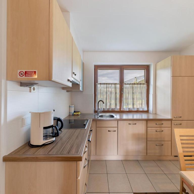 Obertrisaierhof Wohnung Deluxe 5 - Deluxe-Apartment mit 2 Schlafzimmern und Gartenblick - 14