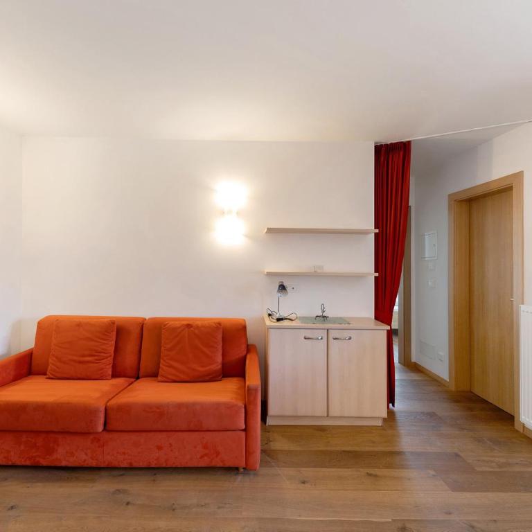 Obertrisaierhof Wohnung Deluxe 5 - Deluxe-Apartment mit 2 Schlafzimmern und Gartenblick - 15