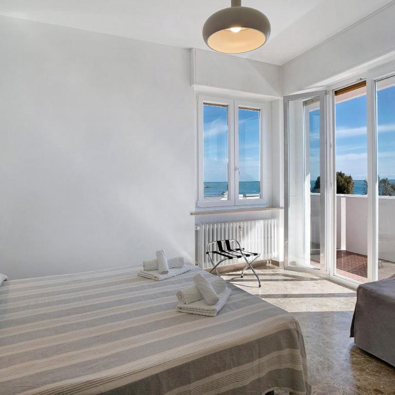 Fronte Mare - Marina di Andora - Appartamento Deluxe con 2 Camere da Letto e Vista Oceano - 7