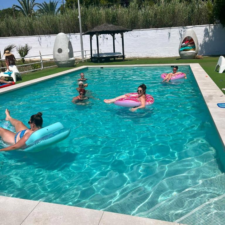 30 people, pool, disco,10 min beach - Villa with Garden View - 32