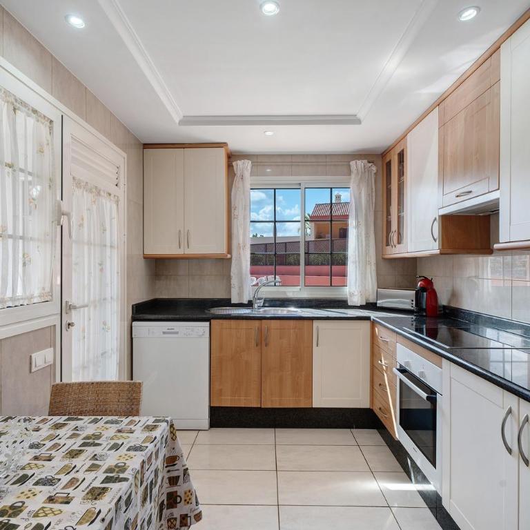 terrazas del duque fase2 - Apartamento Deluxe de 2 dormitorios con vistas al mar - 7