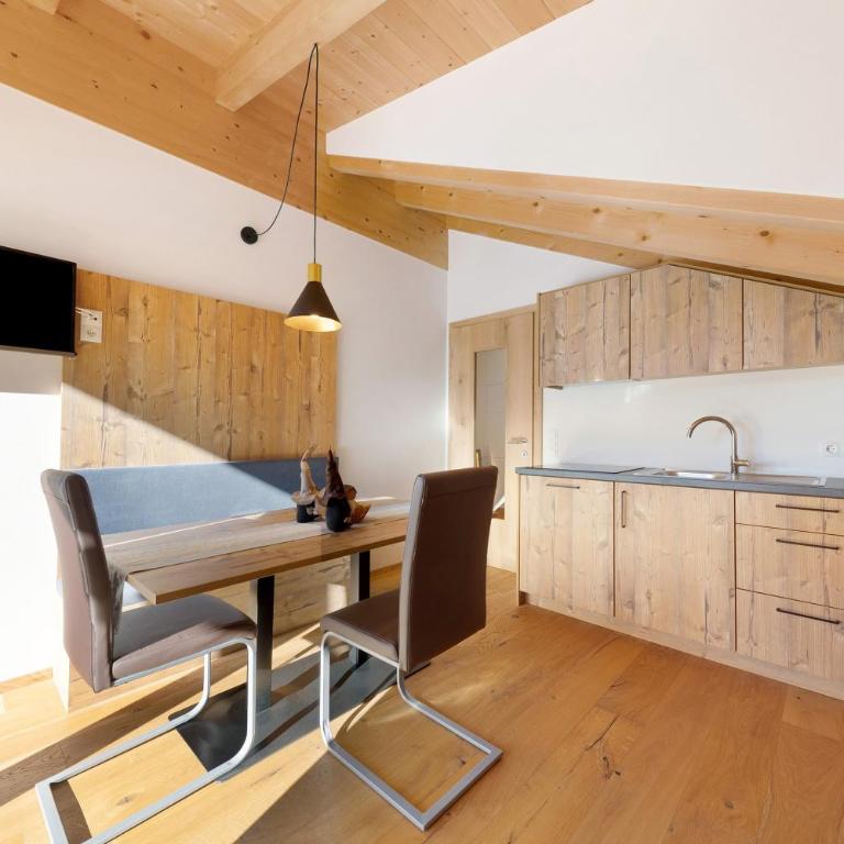 Töniglerhof Apt Morgensonne - Appartamento Deluxe con 2 Camere da Letto e Vista Giardino - 9