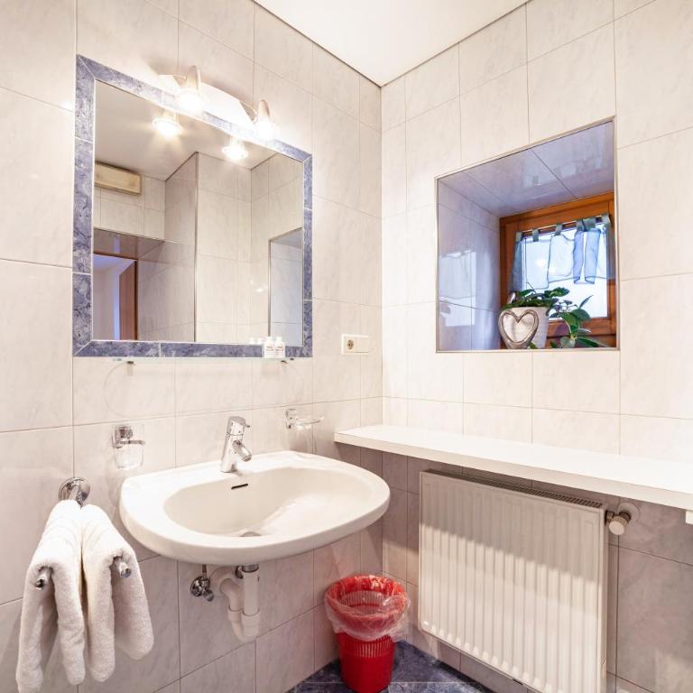 Wohnung Gravensteiner Schnalserhof - Apartment mit 1 Schlafzimmer und Gartenblick - 10
