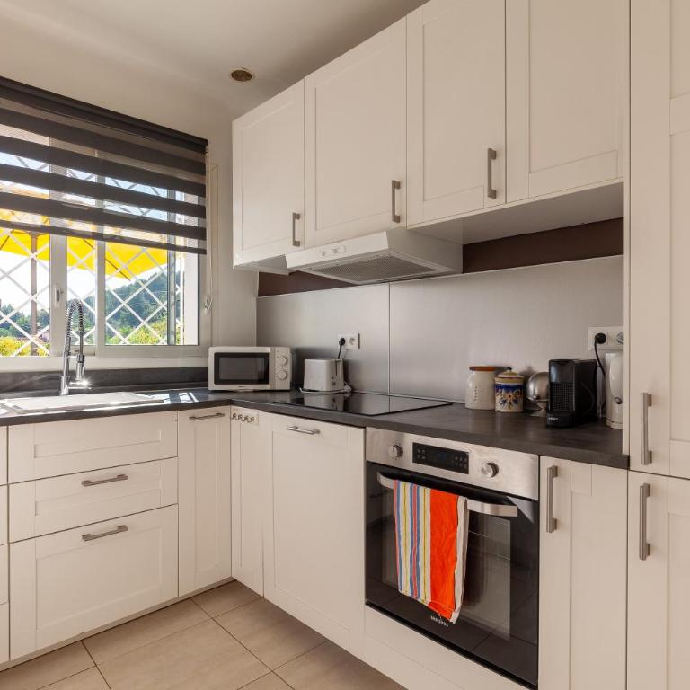 Appartement La Naronne - Two-Bedroom Deluxe Apartment with Garden View - 12