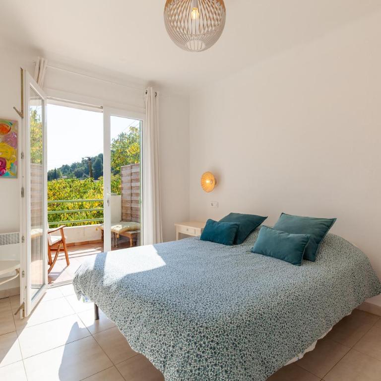 Appartement La Naronne - Two-Bedroom Deluxe Apartment with Garden View - 13