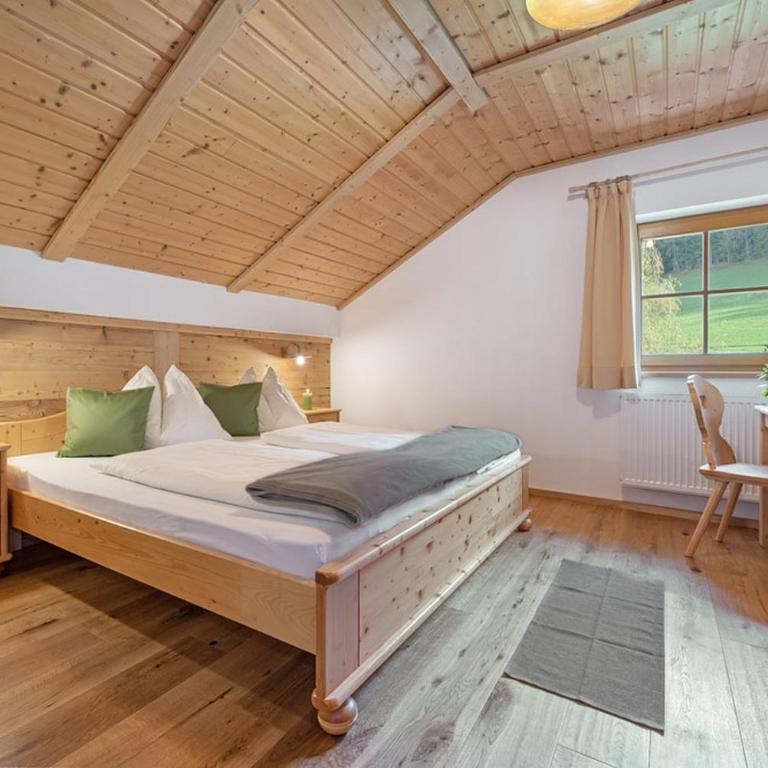 Oberglarzhof App Kirsch - Two-Bedroom Deluxe Apartment with Garden View - 9