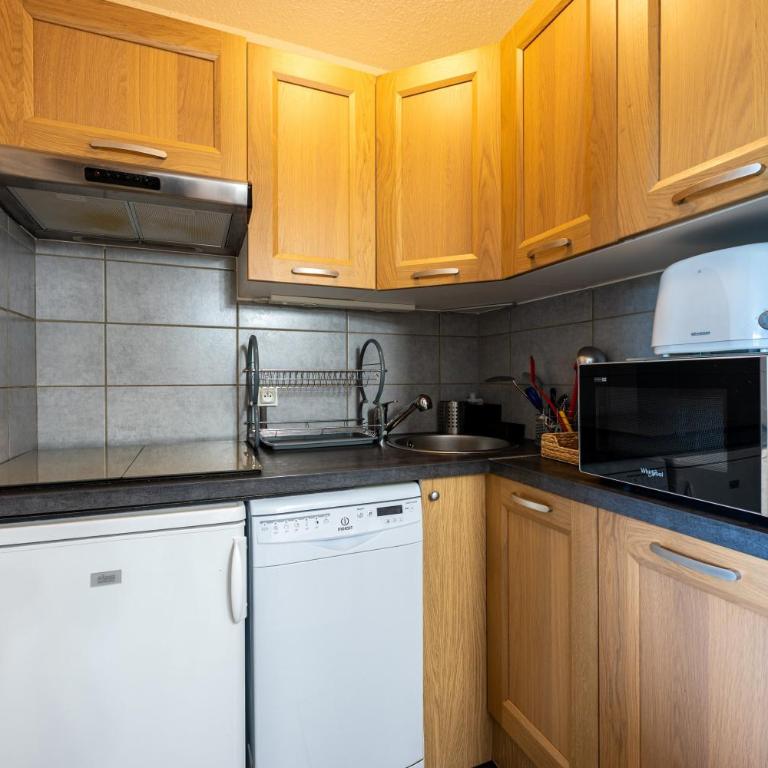 Lunik - Ski pieds, Rando Le Corbier - Appartement 1 Chambre Supérieur avec Balcon - 25
