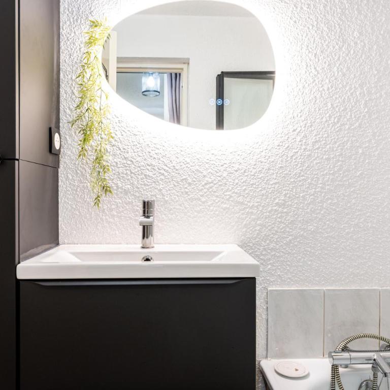 Lunik - Ski pieds, Rando Le Corbier - Appartement 1 Chambre Supérieur avec Balcon - 28