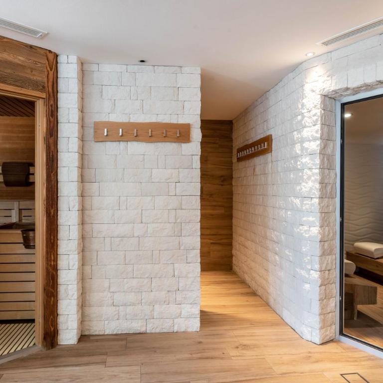 Hotel Residence Gardena Sella - Appartamento Superior con 1 Camera da Letto e Balcone - 18