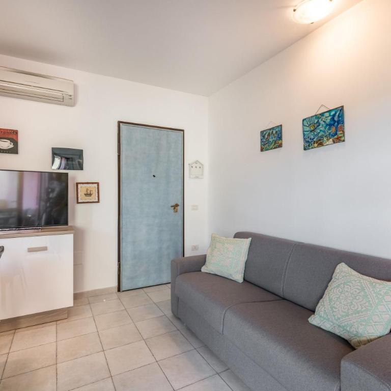 Appartamento Isabel - Appartamento Deluxe con 2 Camere da Letto e Vista Giardino - 10