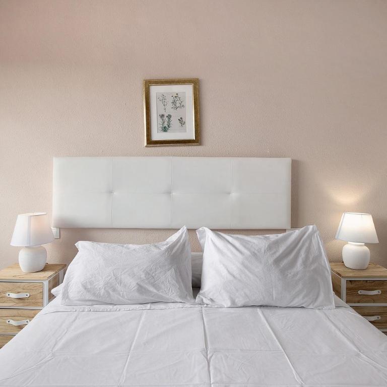 Atico Dúplex en Málaga - Three-Bedroom Apartment with Mountain View - 23