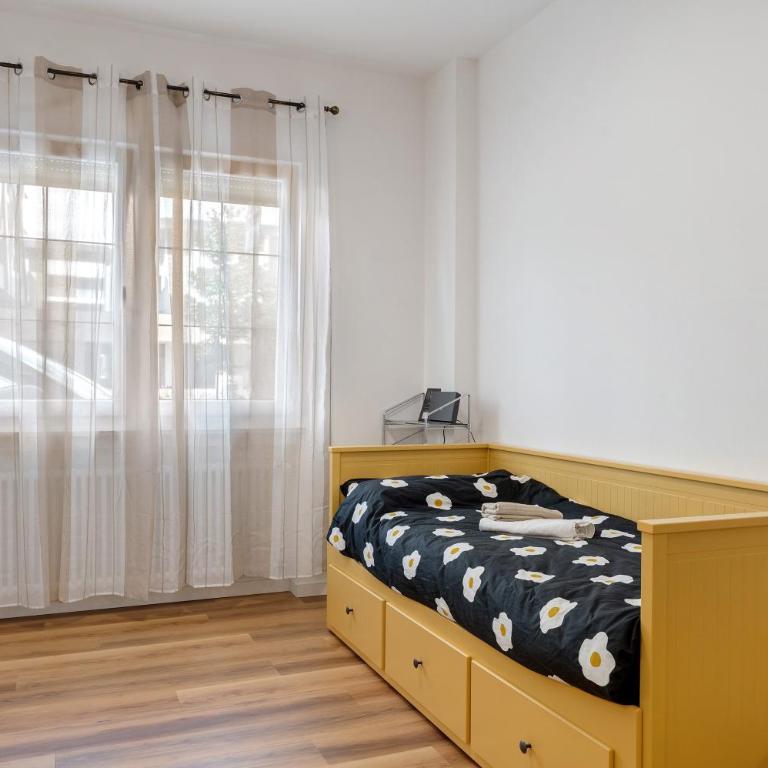 Honey Home With Parking - Superior Apartment with City View - 8