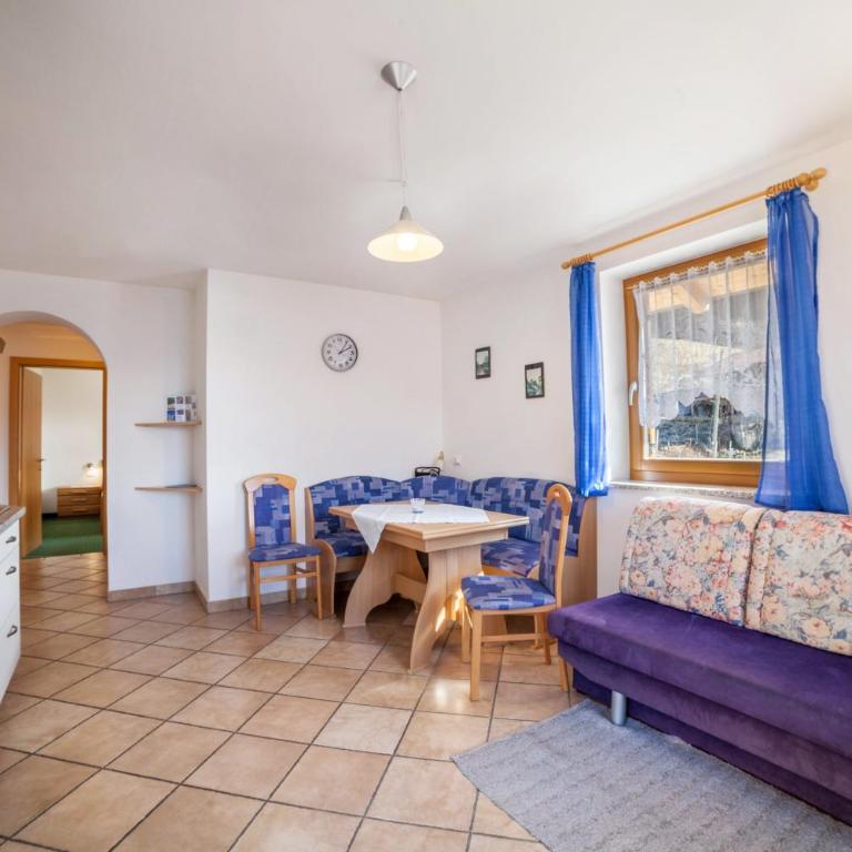 Roath Hof Ferienwohnung 1 - Appartamento Superior con 1 Camera da Letto e Balcone - 3