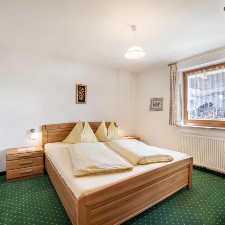 Roath Hof Ferienwohnung 1 - Appartamento Superior con 1 Camera da Letto e Balcone - 7