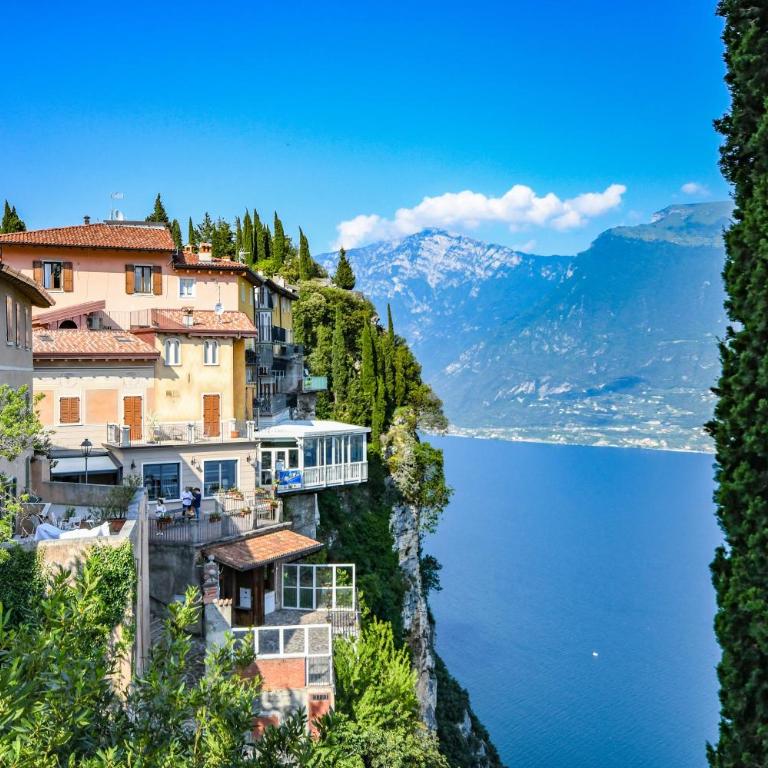 Casa Doss - Appartamento Deluxe con 2 Camere da Letto e Balcone - 22