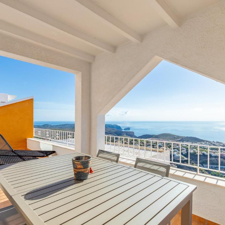 Vistamar 96 - Apartamento Deluxe de 2 dormitorios con vistas al mar - 1